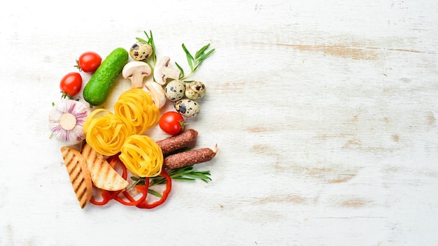 Zestaw kolorowych składników na stole